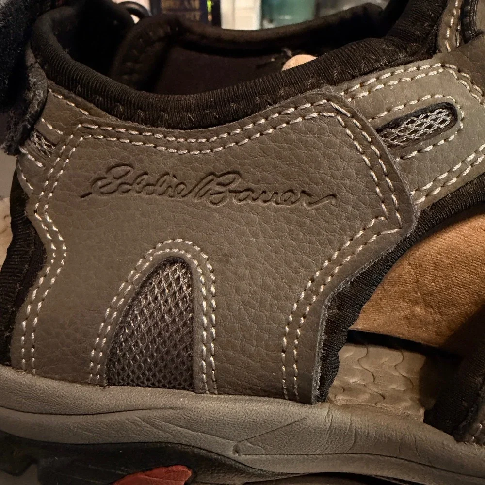 Eddie Bauer Tommy Mens 9 Gray Leather Closed Toe Fisherman Hiking Sandals Shoes